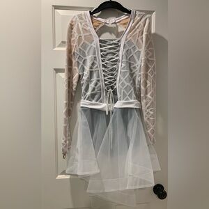 Ballerina Dress. Girls size Large. Comes with matching g hair clip.